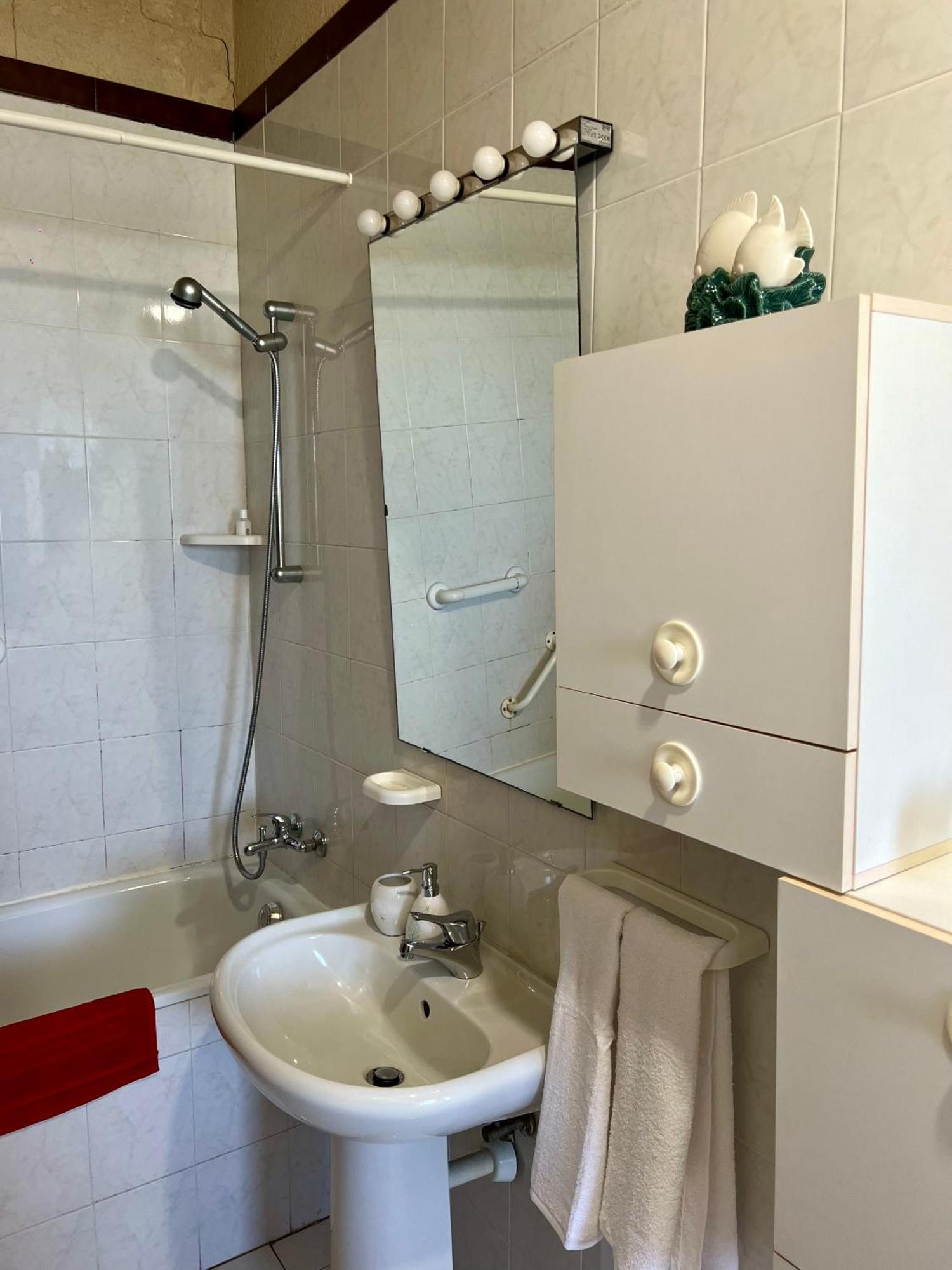 Appartamento Con Accesso Privato Spiaggia 萨沃纳 外观 照片