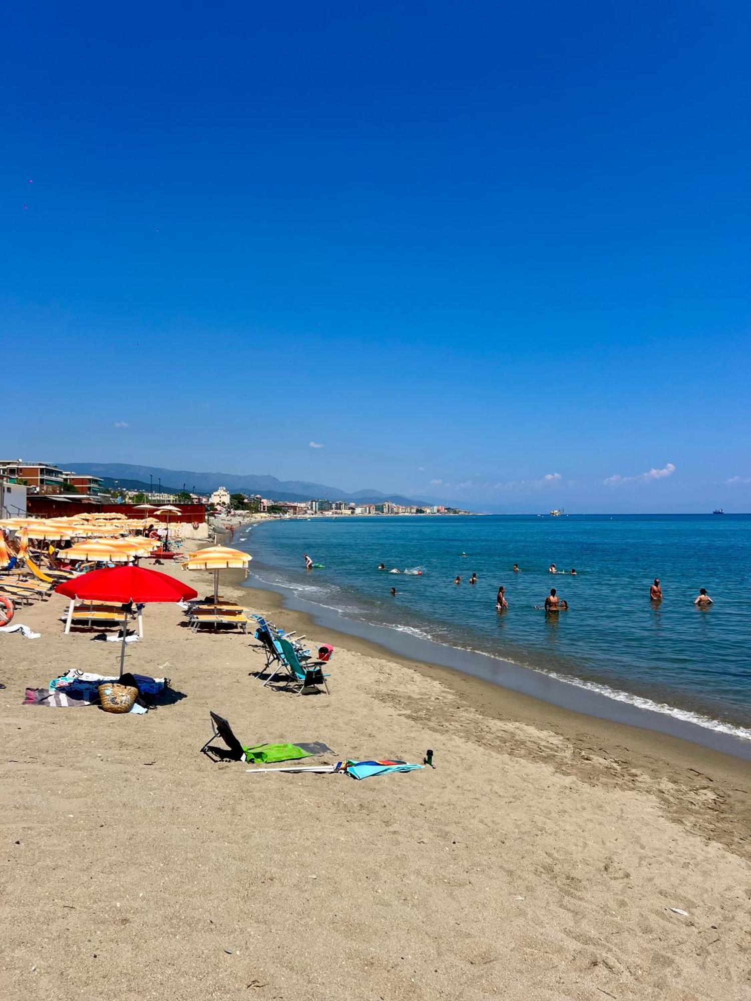 Appartamento Con Accesso Privato Spiaggia 萨沃纳 外观 照片